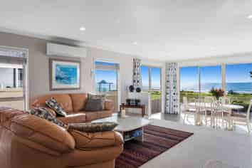 152 Ocean Road, Ohope