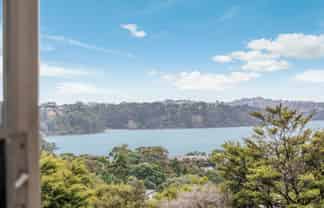 98 Otitori Bay Road, Titirangi