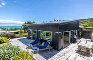 28D Beatty Parade, Surfdale