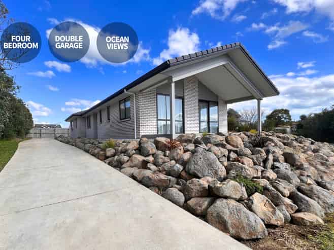 14 Torkar Road, Clarks Beach