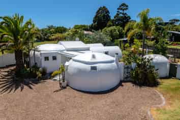 498 Sea View Road, Onetangi