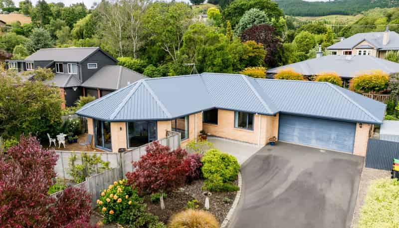 73 Main South Road, Mosgiel