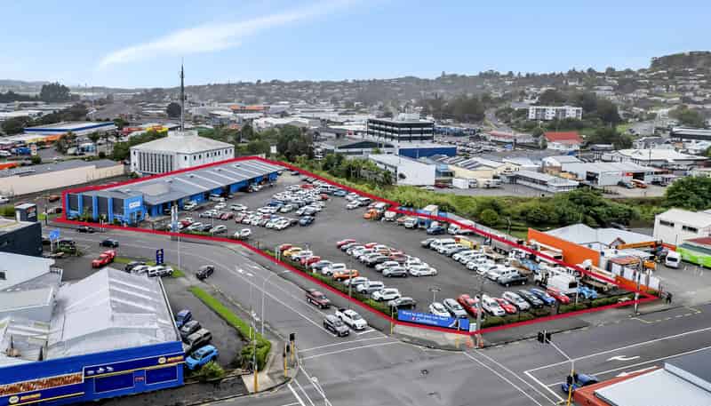  1 Maunu Road and 2-16 Walton Street, Whangarei