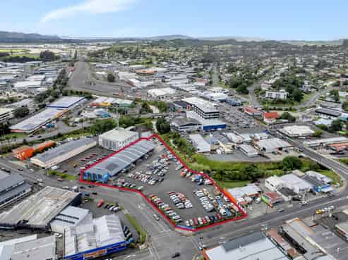 Investment - 10-year lease to Turners