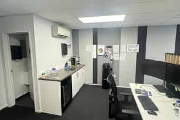 Modern 306sqm Sockburn Industrial