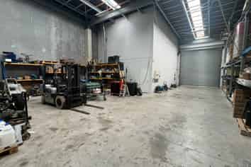 Modern 306sqm Sockburn Industrial
