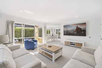 80 Tuihana Drive, Papamoa