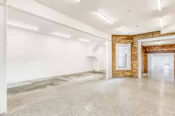 Characterful, ground level & street front!