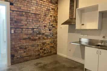 Characterful, ground level & street front!