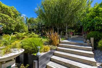 162 Ocean View Road, Oneroa