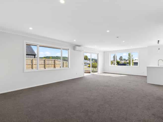 10 Ara o Paki Paki, Wakefield