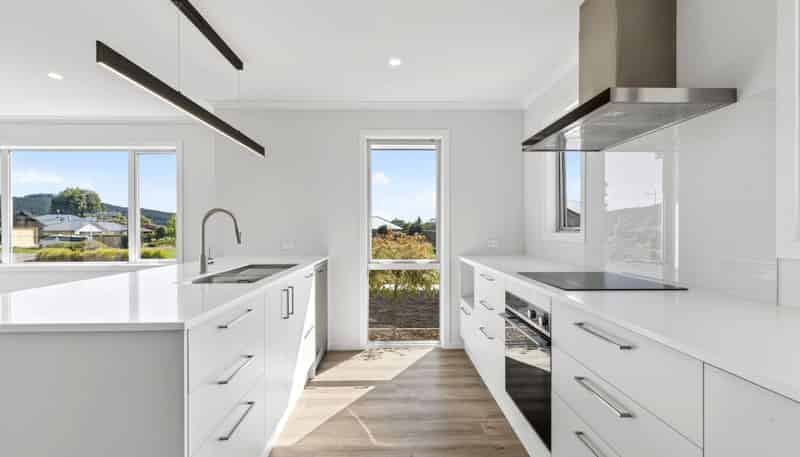 10 Ara o Paki Paki, Wakefield