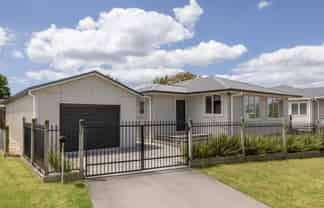 1 Oxford Street, Parkvale