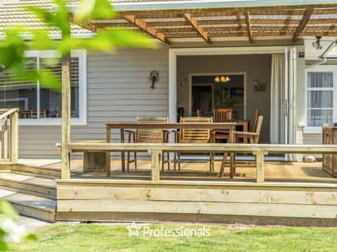 24 Garden Road, Avalon