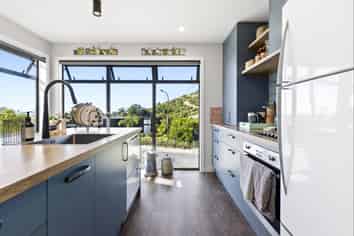 32 Bridgewater Lane, Stoke