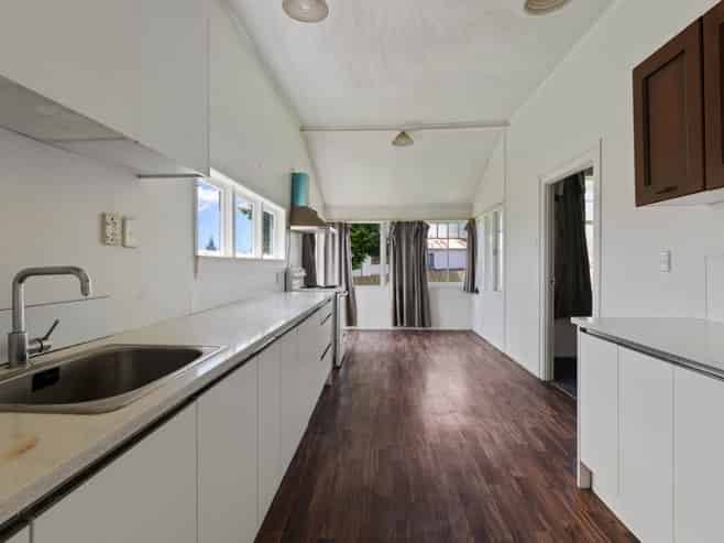 71 Mangere Road, Otahuhu