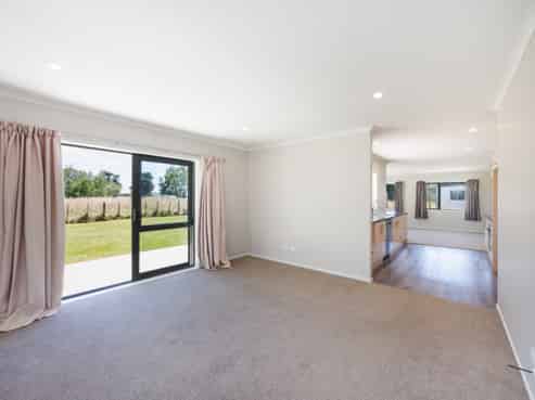 2465 State Highway 1, Rongotea