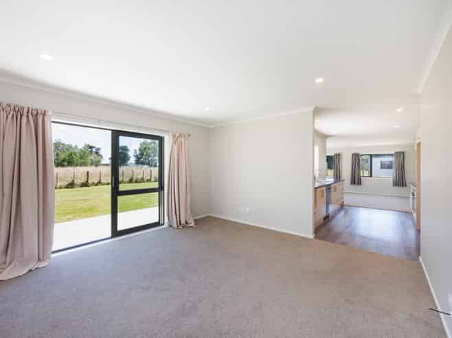 2465 State Highway 1, Rongotea