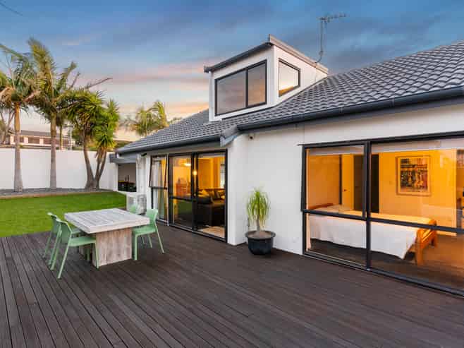 20 Falstaff Place, Half Moon Bay