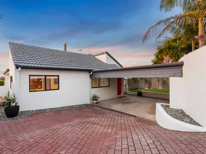 20 Falstaff Place, Half Moon Bay