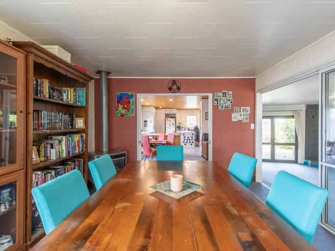 11A Holyrood Terrace, Waipukurau