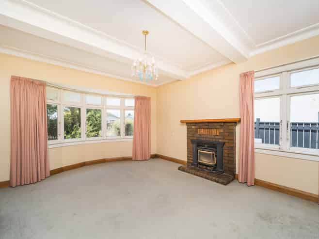 4 Russell Street, Palmerston North