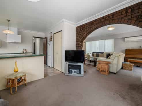 9 Heron Crescent, Katikati