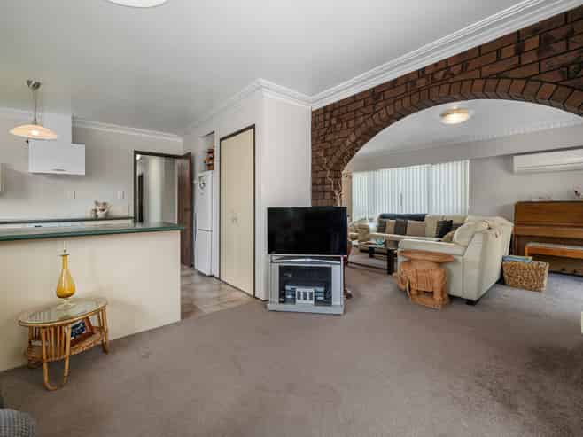 9 Heron Crescent, Katikati