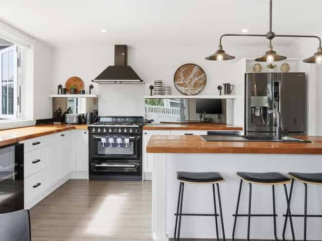 43 Ocean Breeze Drive, Waihi Beach