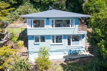 37 Balfour Street, Mornington