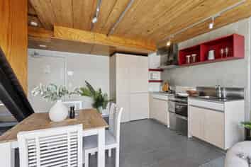 30/42 Abel Smith, Te Aro