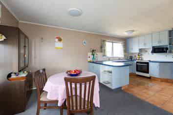 50 Wynyard Crescent, Tamatea