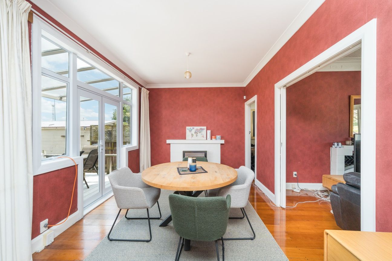 Private Viewings Available! - Altro