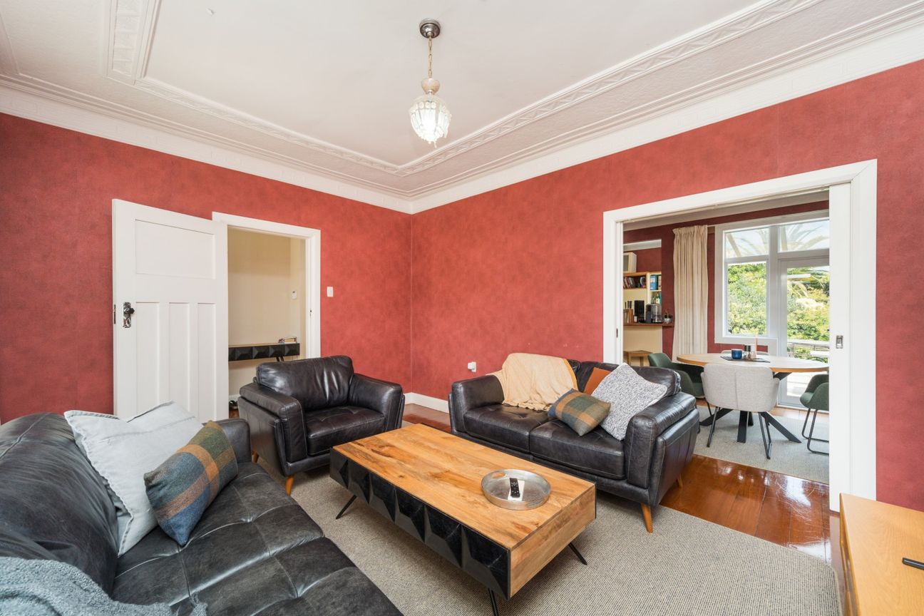 Private Viewings Available! - Vista 6