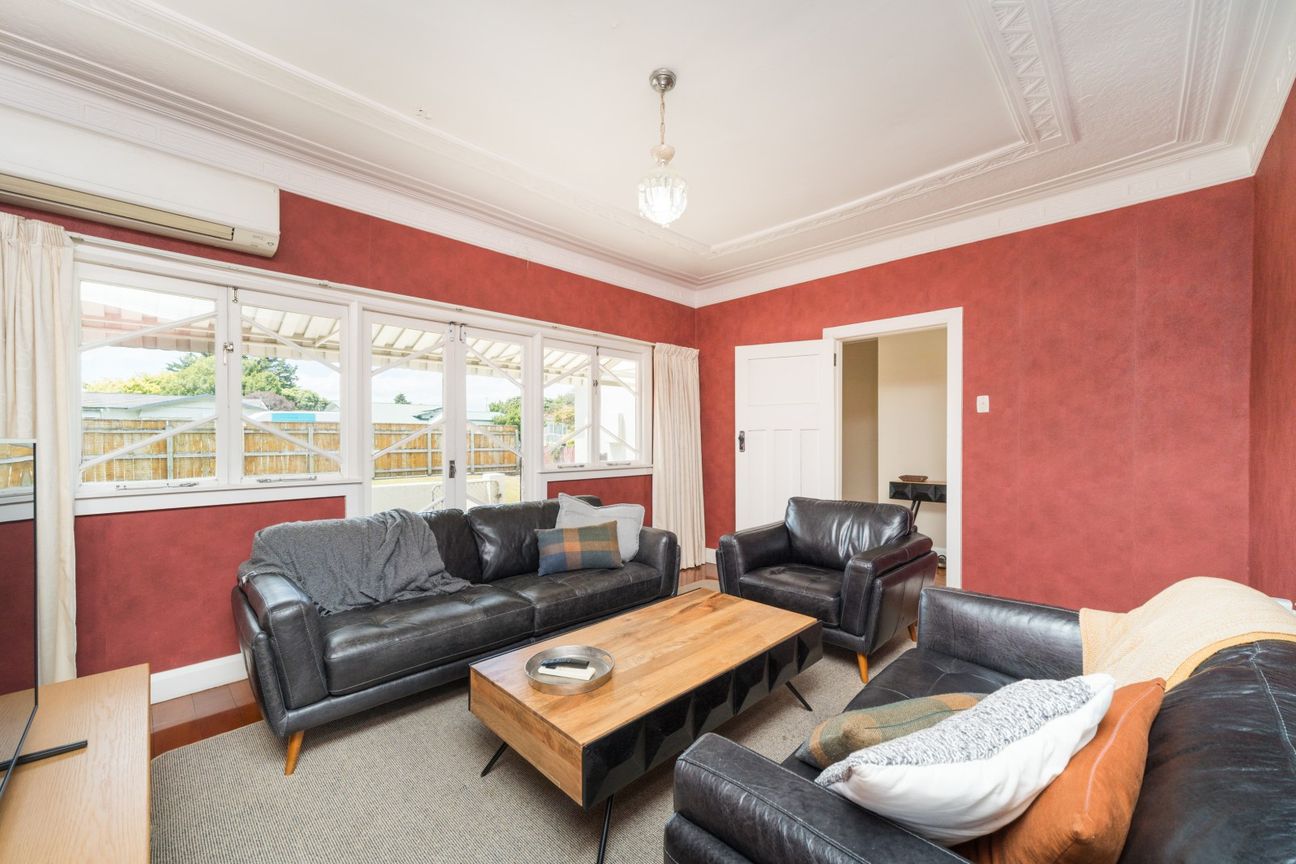 Private Viewings Available! - Vista 4