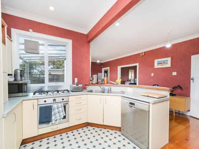 8 Russell Street, Palmerston North