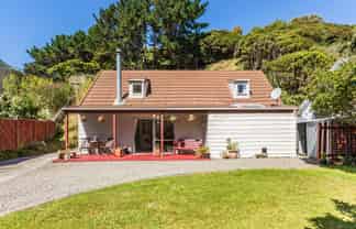 9 Postgate Drive, Whitby