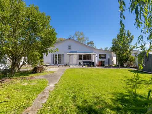 82A Brooklyn Road, Carterton