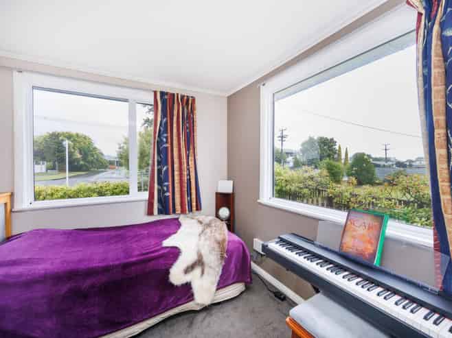 30 Pharazyn Street, Feilding