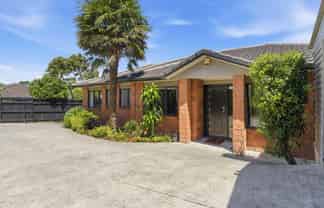 25A McInnes Road, Weymouth