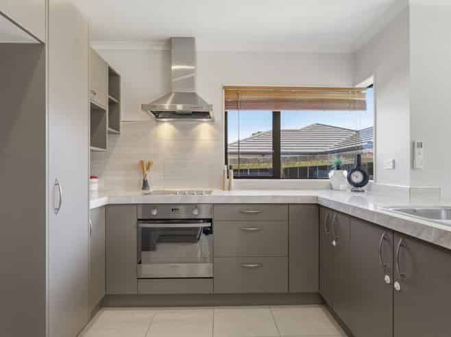 25A McInnes Road, Weymouth