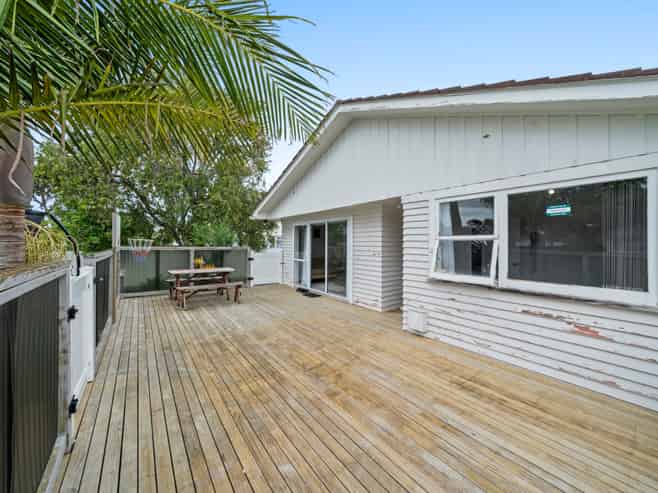 4 Corsair Crescent, Mangere