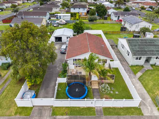 4 Corsair Crescent, Mangere