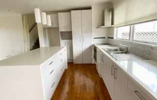 6 Totara Road, Te Atatu Peninsula