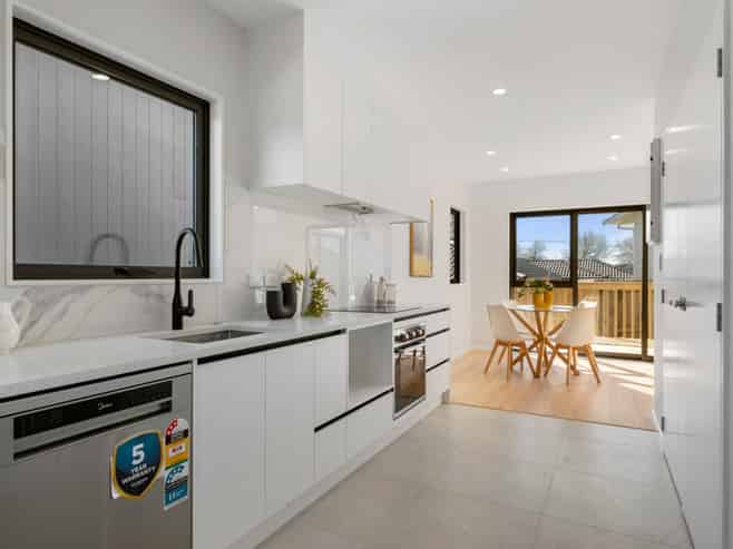  8C  Clutha Crescent, Clover Park