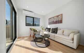  8C  Clutha Crescent, Clover Park