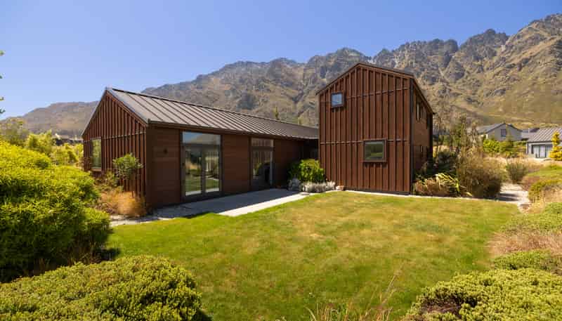 1 Brett Lane, Jacks Point