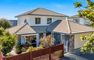 2/47 Orangewood Drive, Northpark