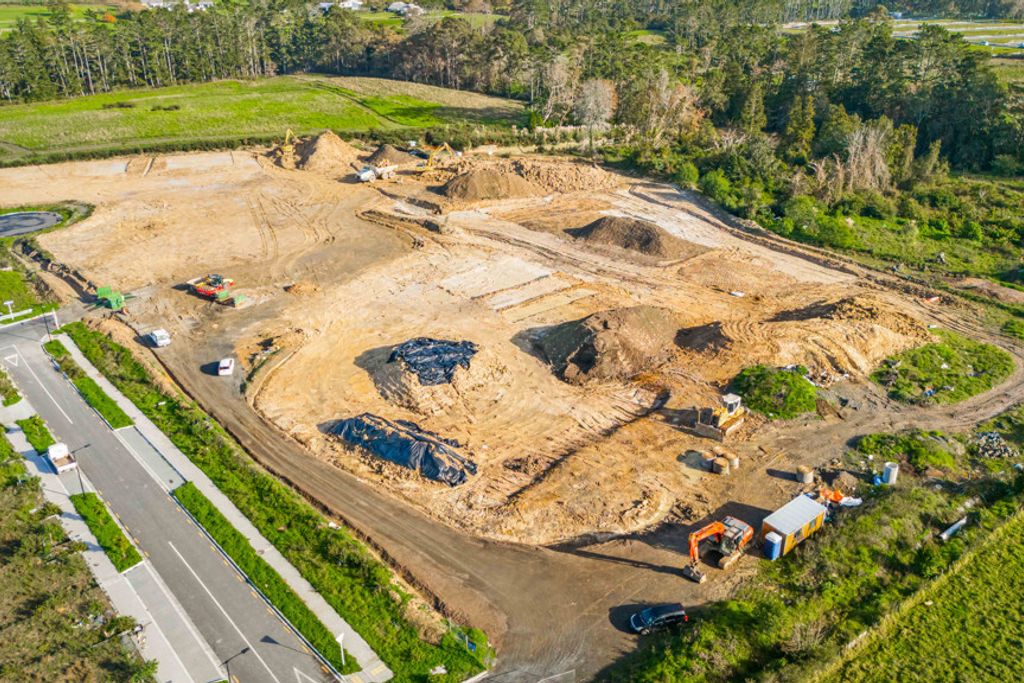 Calling Builders - 90 Westgate Sections Available - Widok 4