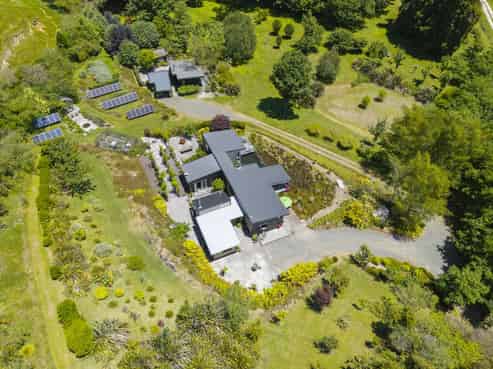 1585 Poihipi Road, Oruanui